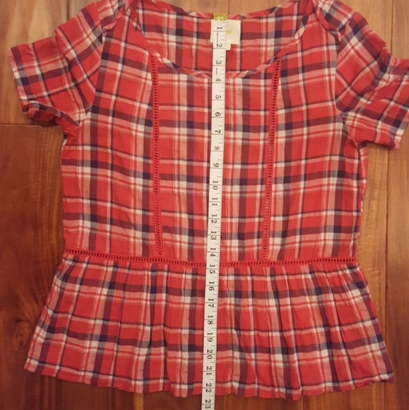 ⭐️4/25 Anthropologie Plaid Red Blouse Size Small Maeve Short Sleeve - Picture 6 of 8